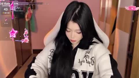 gorgeous girl33 online show from 12-06-24, 06:39