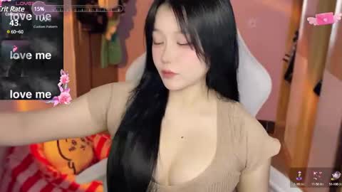 gorgeous girl33 online show from 12-23-24, 02:07