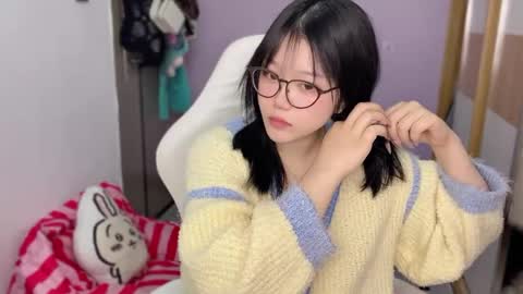 gorgeous girl33 online show from 01-01-25, 07:20