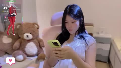 Snapshot of gorgeous_girl33 chatting on 02-20-26, 11:27 gorgeous girl33 online show from 02-20-26, 11:27