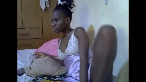 gorgeous_maya1 online show from 11-29-25, 11:57