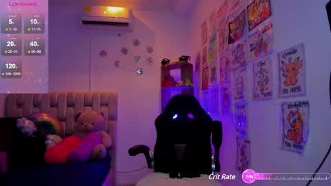 Snapshot of gorgeous_t chatting on 02-18-25, 07:52 i am Jessi I love animals and drawing I hope to get along with everyone. XOXO online show from 02-18-25, 07:52