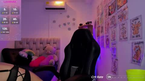 Snapshot of gorgeous_t chatting on 02-25-25, 08:09 i am Jessi I love animals and drawing I hope to get along with everyone. XOXO online show from 02-25-25, 08:09