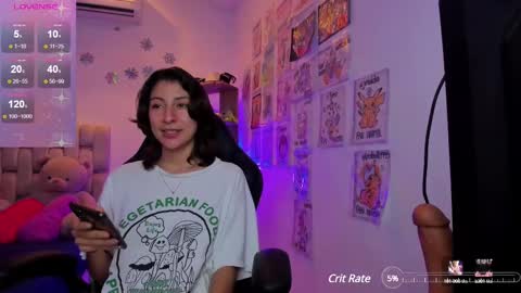 Snapshot of gorgeous_t chatting on 02-26-25, 11:04 i am Jessi I love animals and drawing I hope to get along with everyone. XOXO online show from 02-26-25, 11:04