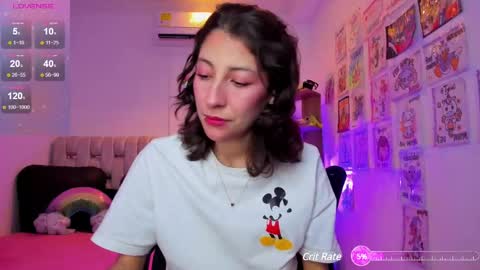 Snapshot of gorgeous_t chatting on 03-04-25, 08:38 i am Jessi I love animals and drawing I hope to get along with everyone. XOXO online show from 03-04-25, 08:38