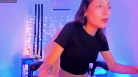 Snapshot of gorgeous_t chatting on 02-09-26, 07:40 i am Jessi I love animals and drawing I hope to get along with everyone. XOXO online show from 02-09-26, 07:40