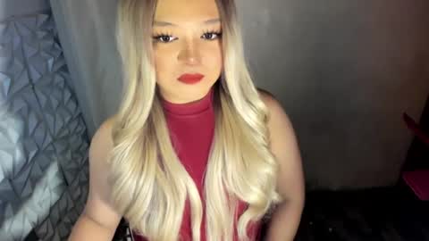 Snapshot of gorgeousamandarose chatting on 06-14-26, 06:43 Amanda rose online show from 06-14-26, 06:43