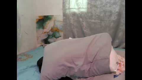 gorgeouslips10 online show from 06-09-26, 10:16
