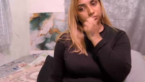 gorgeouslips10 online show from 06-29-26, 04:41
