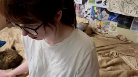 Amy online show from 05-20-26, 08:48
