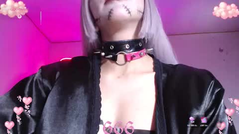 Snapshot of gothicute chatting on 02-02-26, 07:18 online show from 02-02-26, 07:18