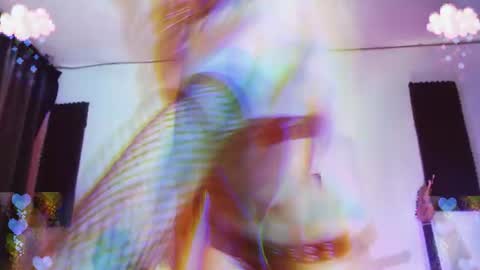        online show from 06-12-26, 06:23