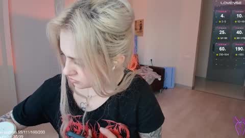 traumfrau Kira angel face devil eyes I SELL A LOT VIDEO IN GALLERY online show from 04-09-26, 02:00