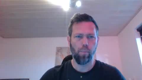Snapshot of gottalop chatting on 10-12-25, 06:23 gottalop online show from 10-12-25, 06:23