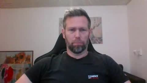 Snapshot of gottalop chatting on 12-13-25, 08:14 gottalop online show from 12-13-25, 08:14