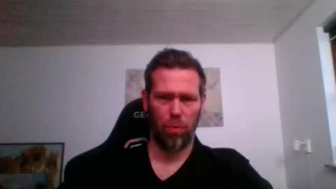 Snapshot of gottalop chatting on 03-18-26, 05:49 gottalop online show from 03-18-26, 05:49