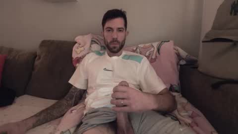 Snapshot of gottalovelatinas chatting on 12-15-25, 04:33 gottalovelatinas online show from 12-15-25, 04:33