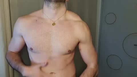 Snapshot of goura2000 chatting on 01-28-25, 10:56 goura2000 online show from 01-28-25, 10:56