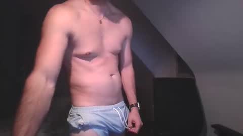 Snapshot of goura2000 chatting on 09-18-25, 09:06 goura2000 online show from 09-18-25, 09:06