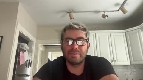 Snapshot of gr33nvap chatting on 02-14-26, 08:38 Cuddleguy online show from 02-14-26, 08:38
