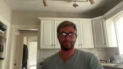 Snapshot of gr33nvap chatting on 07-15-26, 01:38 Cuddleguy online show from 07-15-26, 01:38