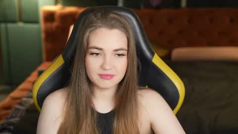 Grace online show from 07-30-26, 02:32
