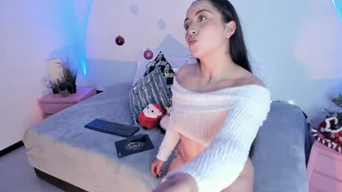 Snapshot of grace_duppon chatting on 12-27-24, 07:46 Grace online show from 12-27-24, 07:46