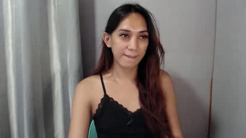 HoneyGrace online show from 04-28-26, 05:56