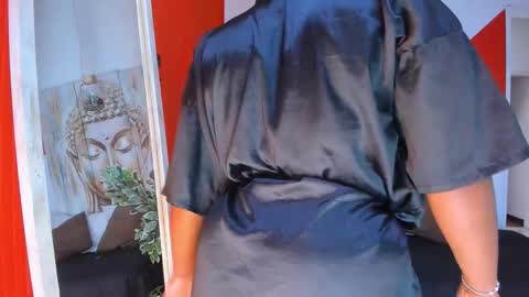 Snapshot of grace_miller19 chatting on 01-18-26, 05:17 grace online show from 01-18-26, 05:17