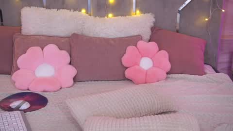 gracedaviess online show from 04-17-26, 03:04