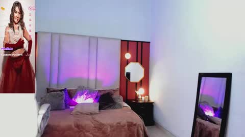 Snapshot of graceelizabeth_ chatting on 03-03-25, 08:54 Zuly online show from 03-03-25, 08:54