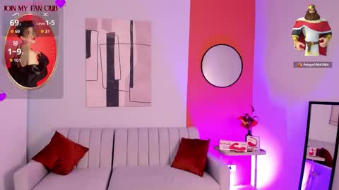 Snapshot of graceelizabeth_ chatting on 10-10-25, 09:03 Zuly online show from 10-10-25, 09:03