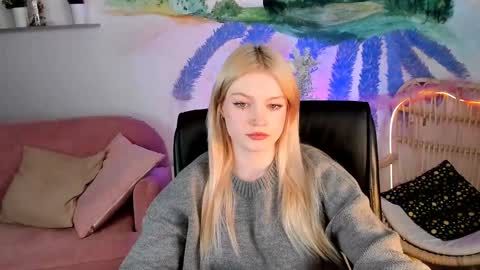 Snapshot of graceglamour chatting on 12-29-24, 08:22 Grace Glamour online show from 12-29-24, 08:22