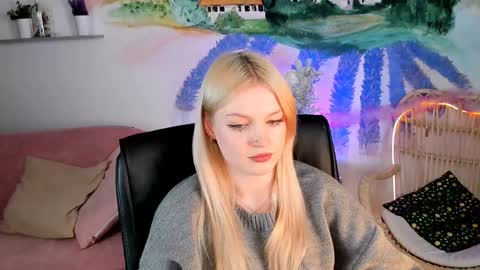 Snapshot of graceglamour chatting on 12-29-24, 11:29 Grace Glamour online show from 12-29-24, 11:29