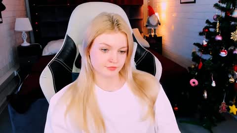 Snapshot of graceglamour chatting on 01-05-25, 11:37 Grace Glamour online show from 01-05-25, 11:37