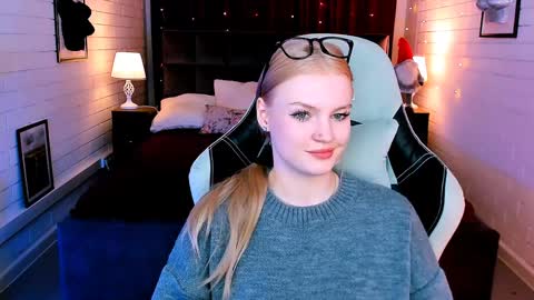 Snapshot of graceglamour chatting on 01-14-25, 08:20 Grace Glamour online show from 01-14-25, 08:20