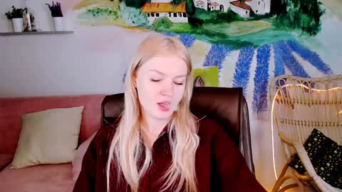 Snapshot of graceglamour chatting on 01-18-25, 05:20 Grace Glamour online show from 01-18-25, 05:20