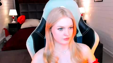 Snapshot of graceglamour chatting on 02-12-25, 11:40 Grace Glamour online show from 02-12-25, 11:40