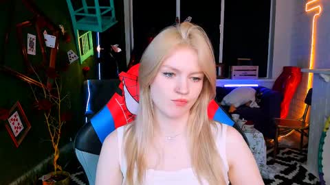 Snapshot of graceglamour chatting on 02-26-25, 08:26 Grace Glamour online show from 02-26-25, 08:26