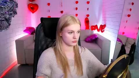 Snapshot of graceglamour chatting on 03-11-25, 11:23 Grace Glamour online show from 03-11-25, 11:23