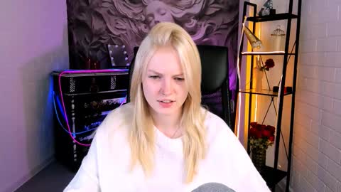 Snapshot of graceglamour chatting on 09-11-25, 05:07 Grace Glamour online show from 09-11-25, 05:07