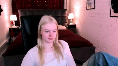 Snapshot of graceglamour chatting on 09-26-25, 05:33 Grace Glamour online show from 09-26-25, 05:33