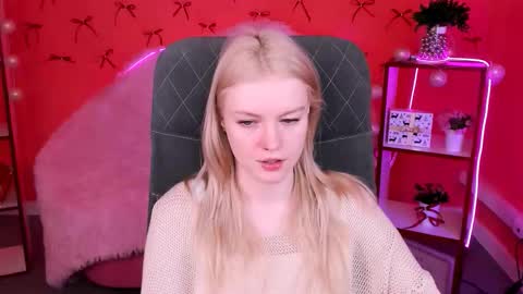 Snapshot of graceglamour chatting on 01-10-26, 05:09 Grace Glamour online show from 01-10-26, 05:09