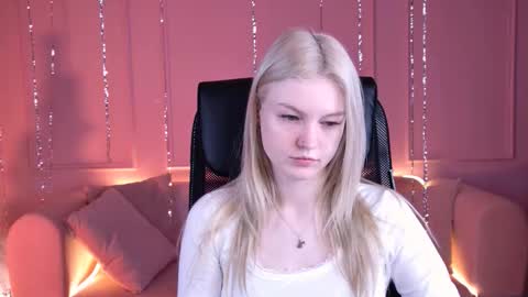 Snapshot of graceglamour chatting on 01-14-26, 05:13 Grace Glamour online show from 01-14-26, 05:13