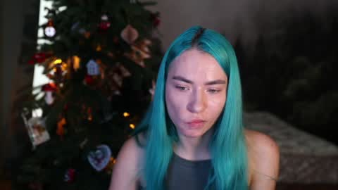 Snapshot of gracegreen chatting on 12-17-24, 08:23 I will be glad to see you 30 N 1800 - 2300 gmt3 online show from 12-17-24, 08:23