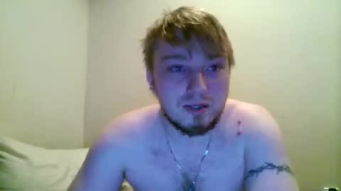 Snapshot of gravewalker22 chatting on 02-06-26, 03:11 gravewalker22 online show from 02-06-26, 03:11