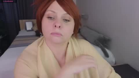 Snapshot of gray_swann chatting on 11-19-25, 09:31 Ray online show from 11-19-25, 09:31