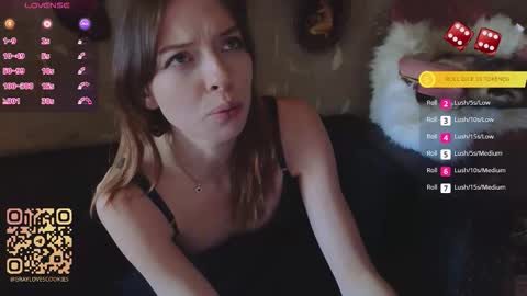 Snapshot of graylovescookies chatting on 03-24-26, 10:42 graylovescookies online show from 03-24-26, 10:42