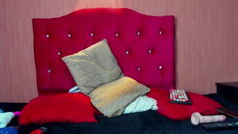 Snapshot of greciaruiz chatting on 01-26-25, 08:25 GreciaRuiz online show from 01-26-25, 08:25