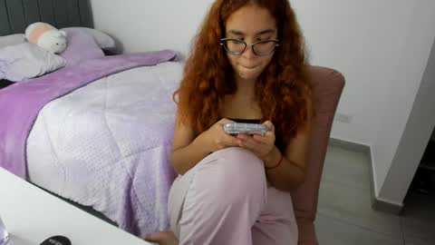 Snapshot of greciaruiz chatting on 03-09-25, 11:03 GreciaRuiz online show from 03-09-25, 11:03